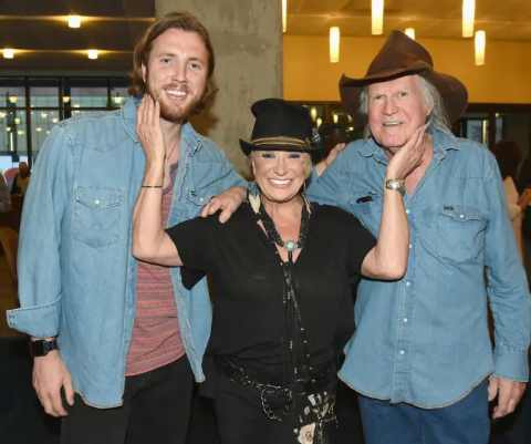 Tanya Tucker son and husband